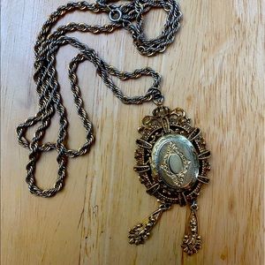 Vintage locket Florenza